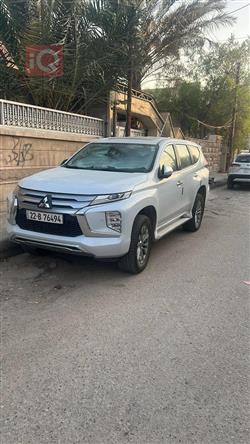 ميتسوبيشي باجيرو سبورت